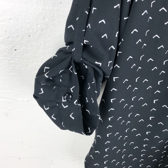 Lightweight Patterned Tunic - Picture 4 of 8